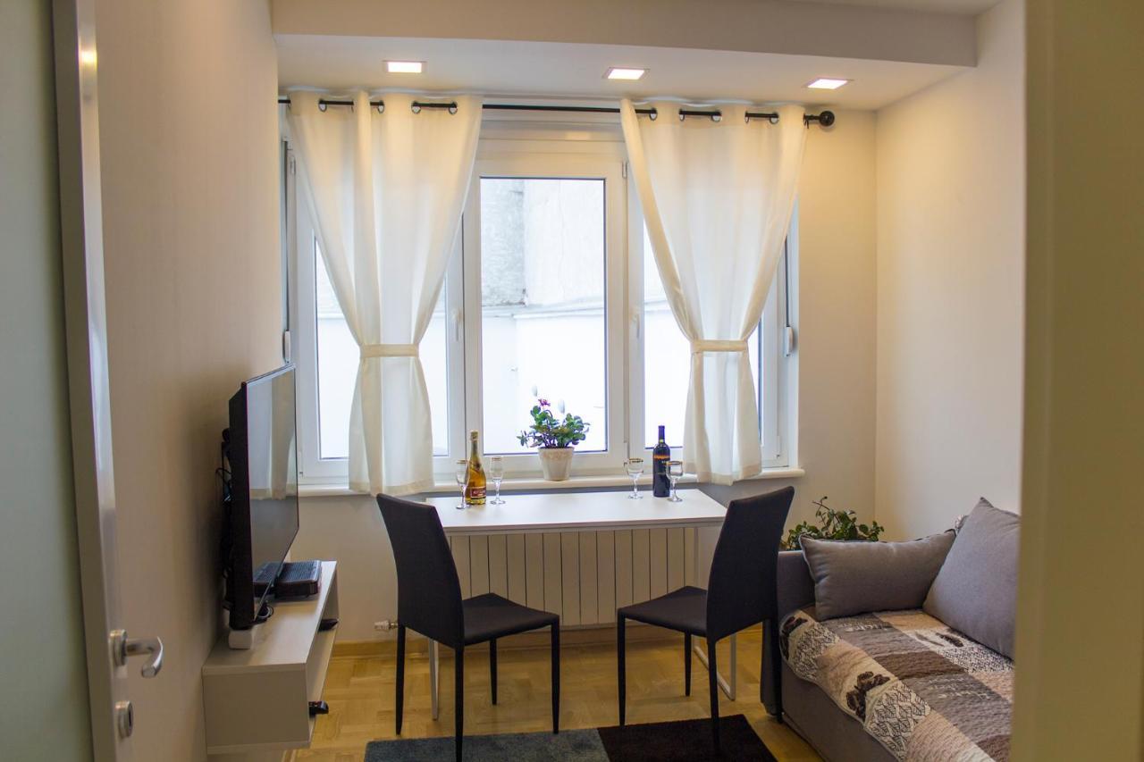 Stefani Apartment Белград Екстериор снимка