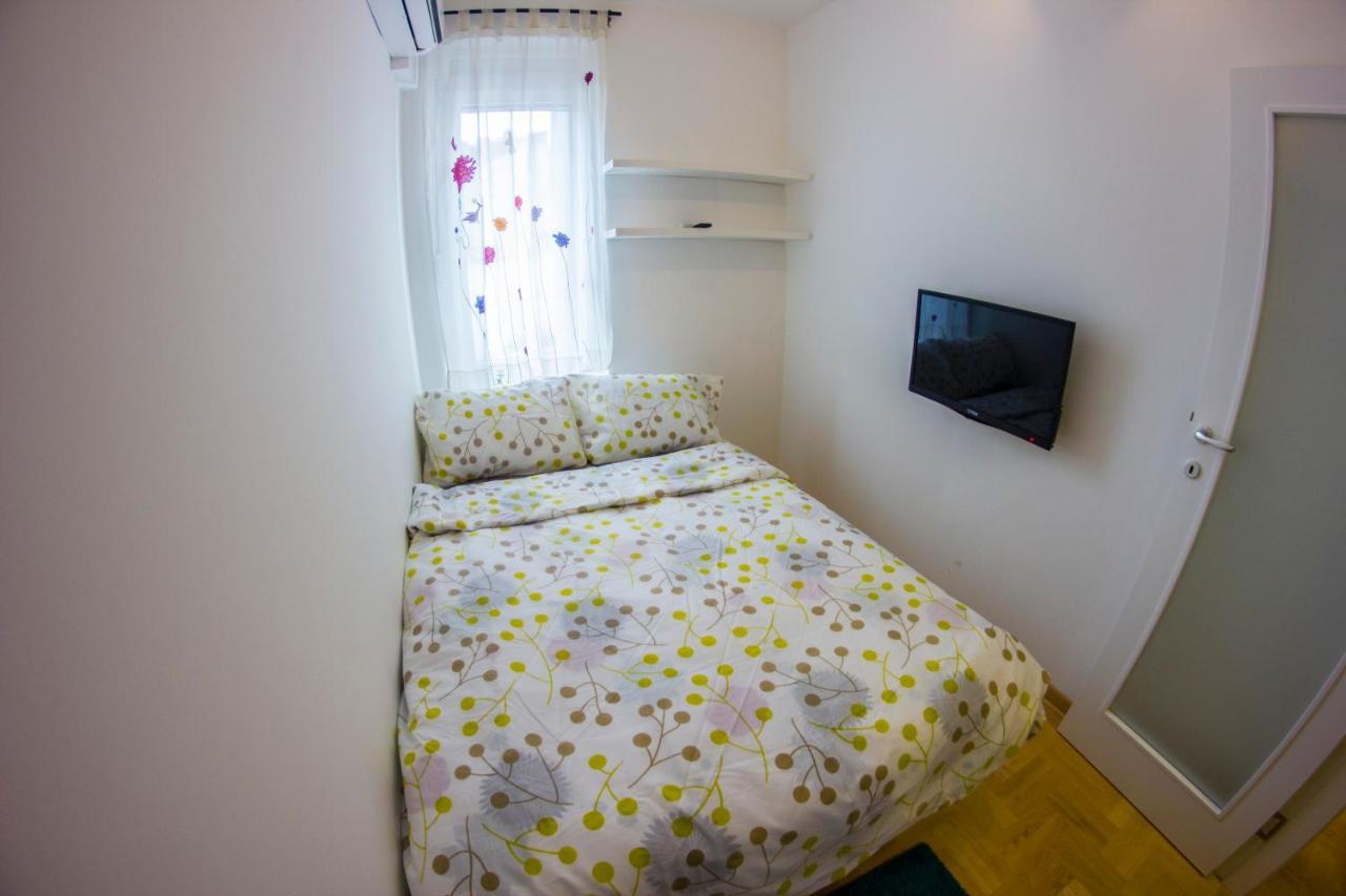 Stefani Apartment Белград Екстериор снимка