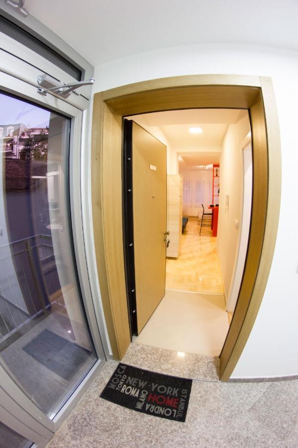 Stefani Apartment Белград Екстериор снимка