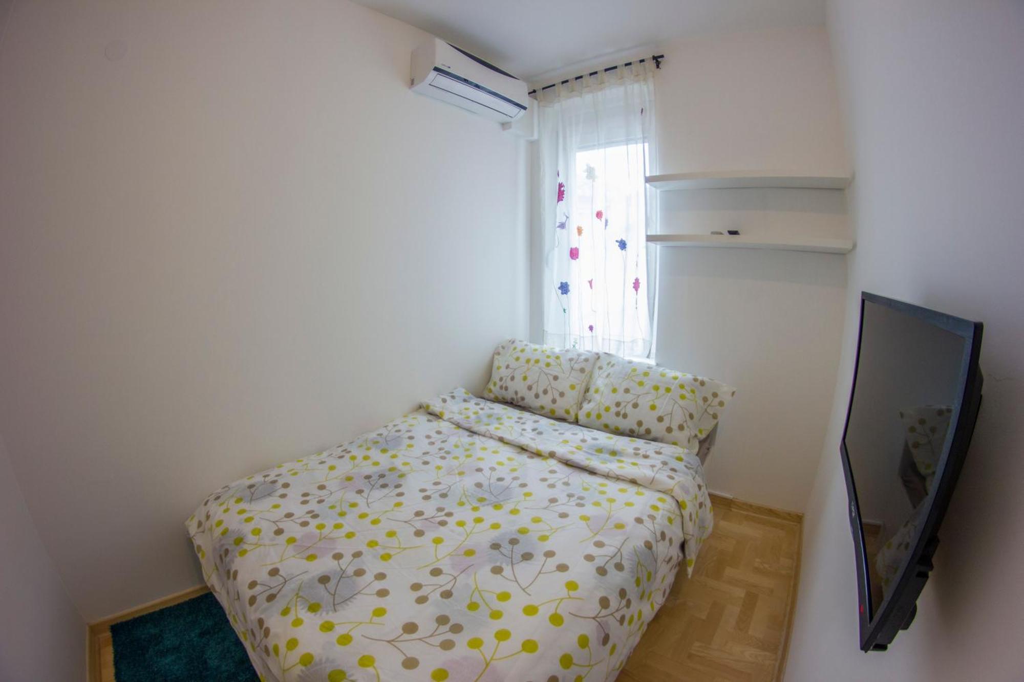 Stefani Apartment Белград Екстериор снимка